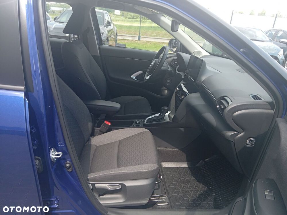 Toyota Yaris Cross - 11