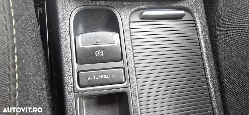 Volkswagen Tiguan - 24