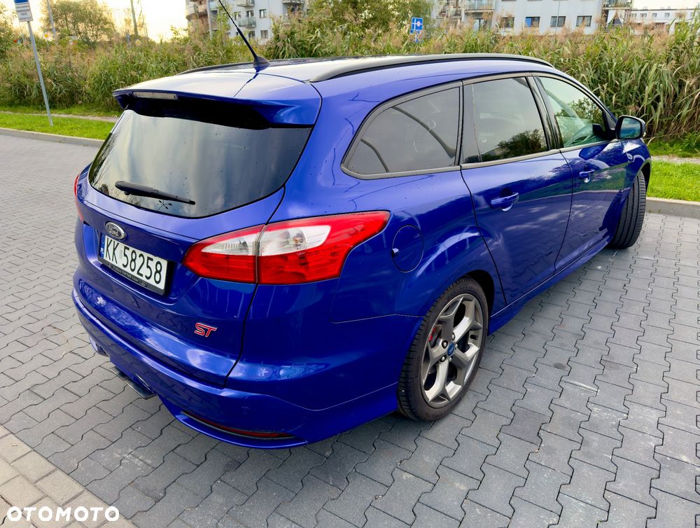 Ford Focus 2012 photo 5
