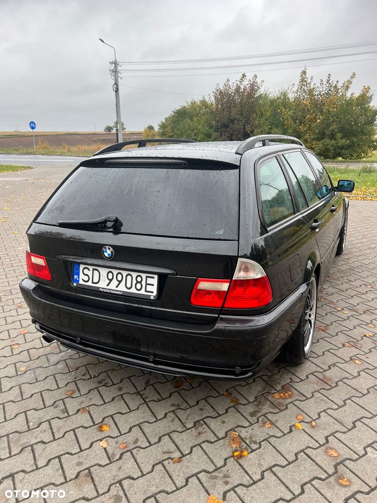 BMW Seria 3 318i Touring - 3