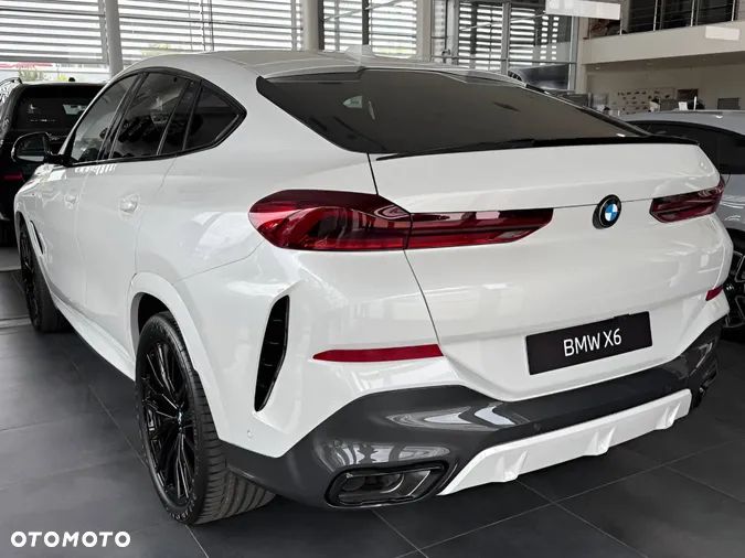 BMW X6 xDrive40d mHEV - 2