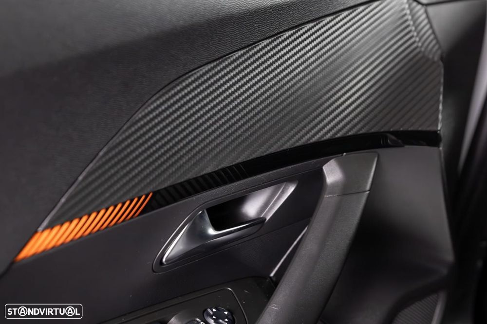 Peugeot 2008 1.5 BlueHDi Allure Pack EAT8 - 25