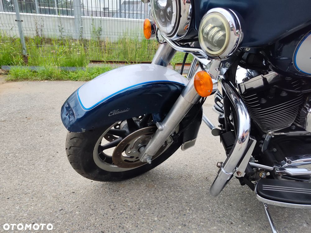 Harley-Davidson FLHT Electra Glide Standard - 18