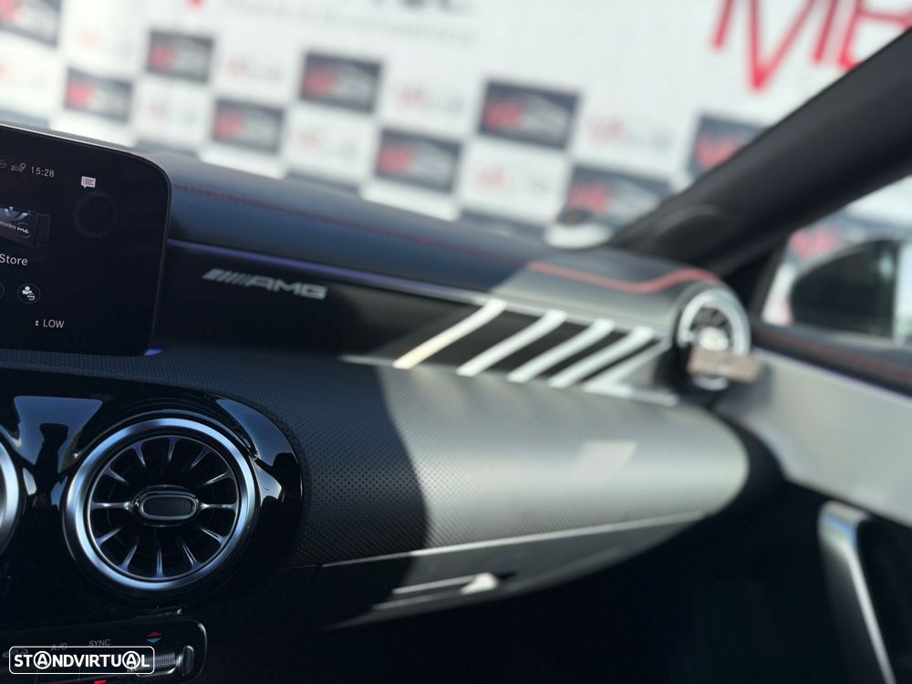 Mercedes-Benz CLA 45 AMG S 4Matic+ - 38