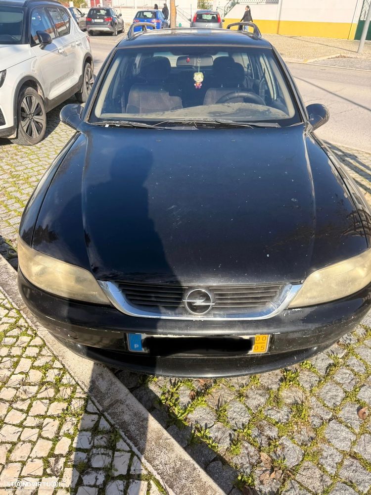 Opel Vectra Caravan 2.2 DTR Eleg. - 4