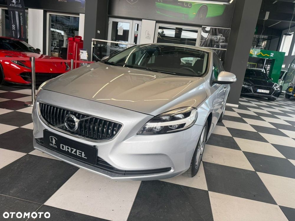 Volvo V40 - 2