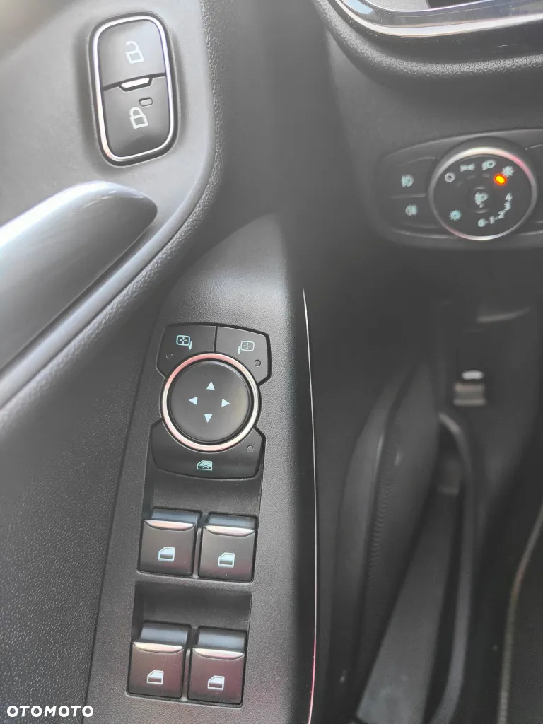 Ford Fiesta - 18