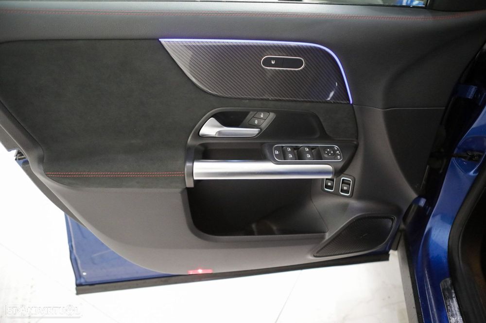 Mercedes-Benz GLA 250 e AMG Line - 19