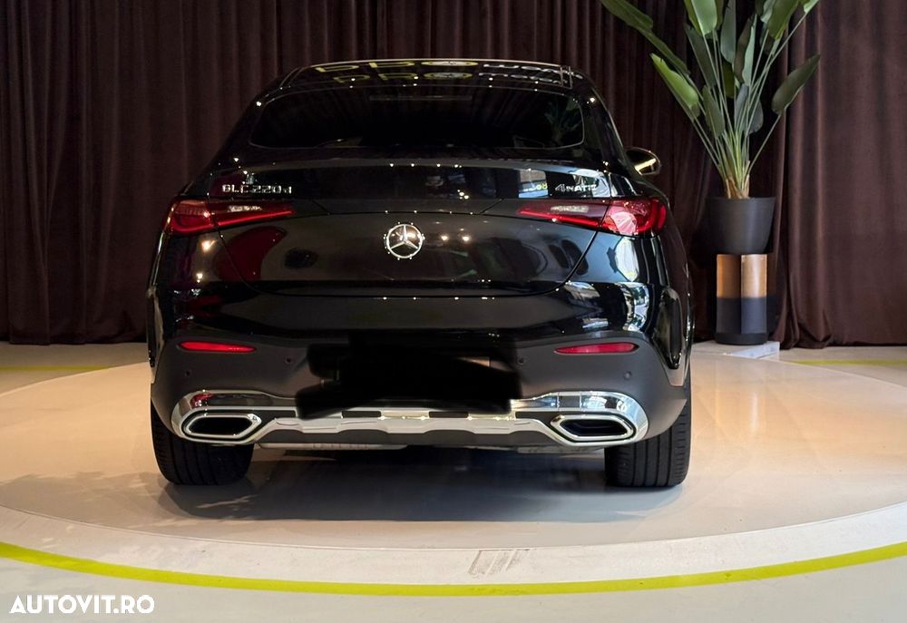 Mercedes-Benz GLC - 3