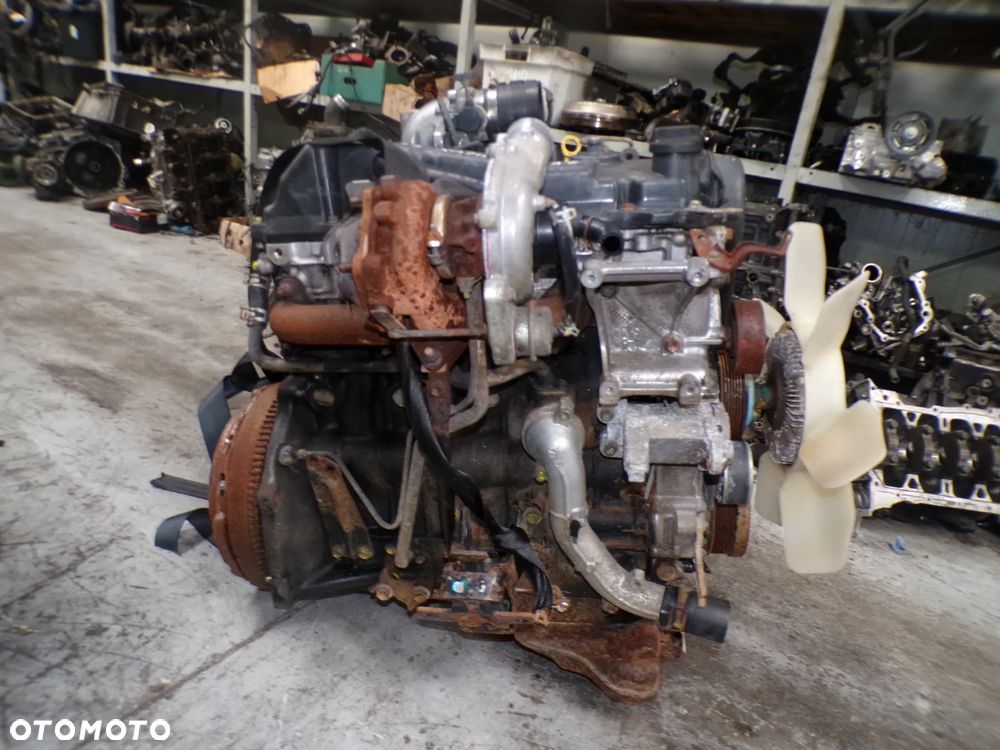 Kompletny silnik Toyota Hilux 2.5 D4D 2KD 2 piny wtryski Gwarancja - 3
