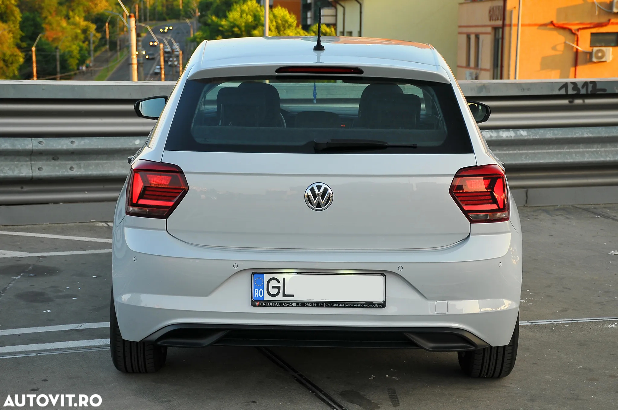 Volkswagen Polo 1.0 Comfortline - 11