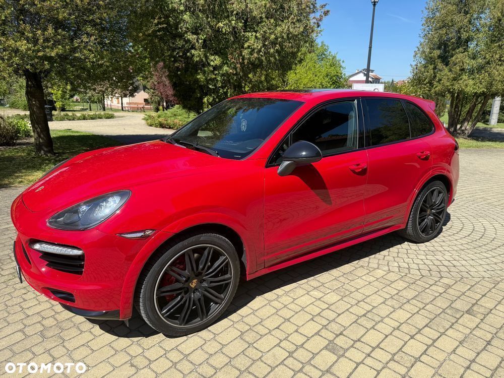 Porsche Cayenne GTS - 23