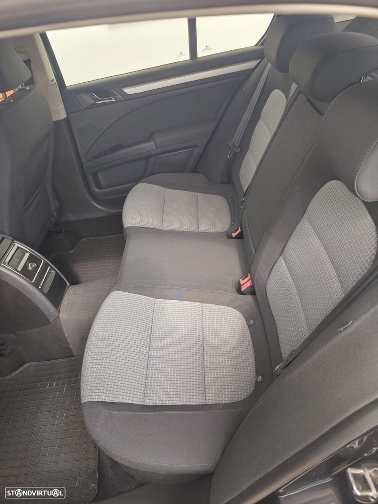 Skoda Superb 1.6 TDI Comfort Greenline - 5