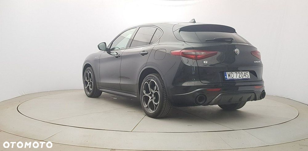 Alfa Romeo Stelvio - 5