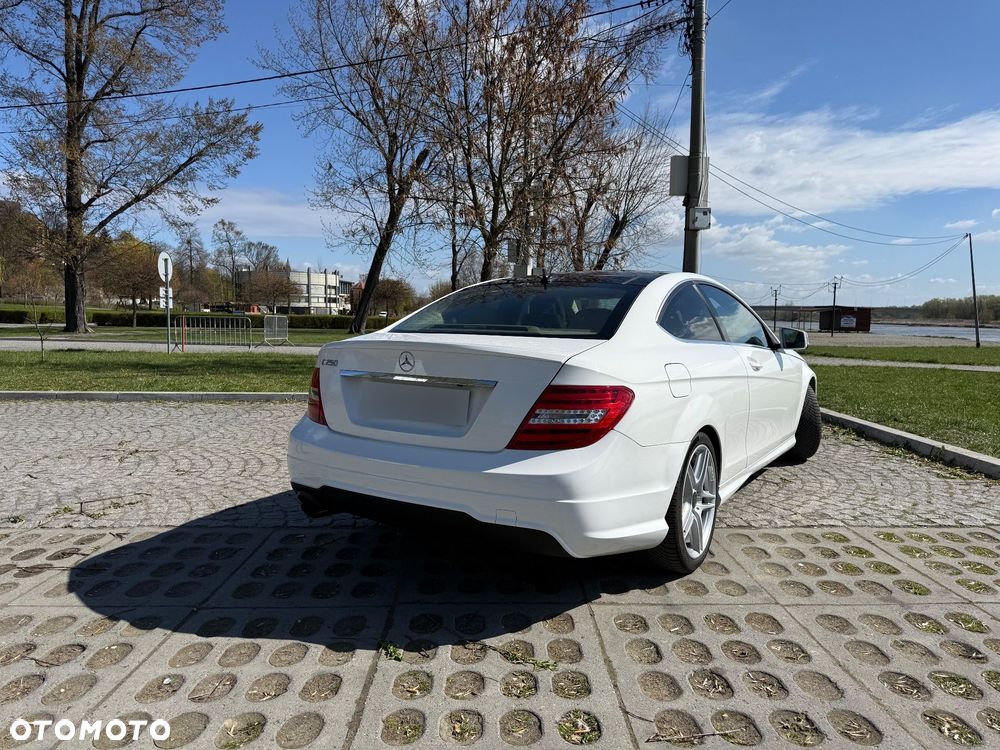 Mercedes-Benz Klasa C 250 (BlueEFFICIENCY) 7G-TRONIC - 3