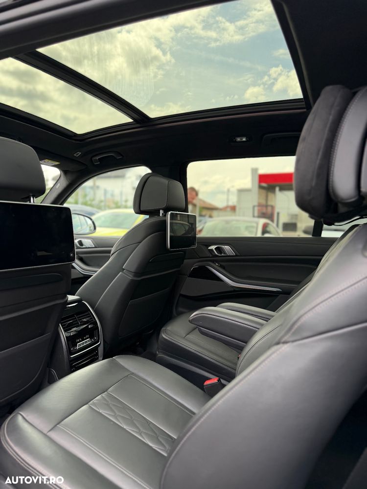 BMW X7 xDrive30d - 7