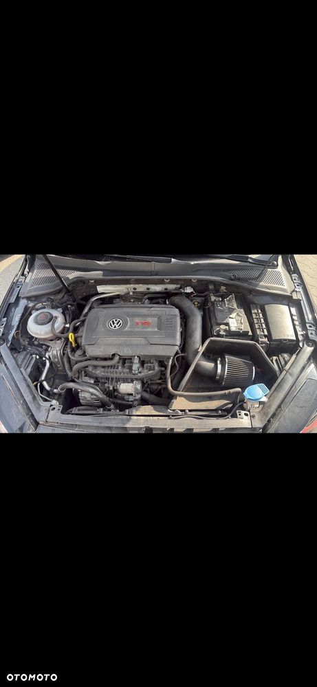 Volkswagen Golf - 3