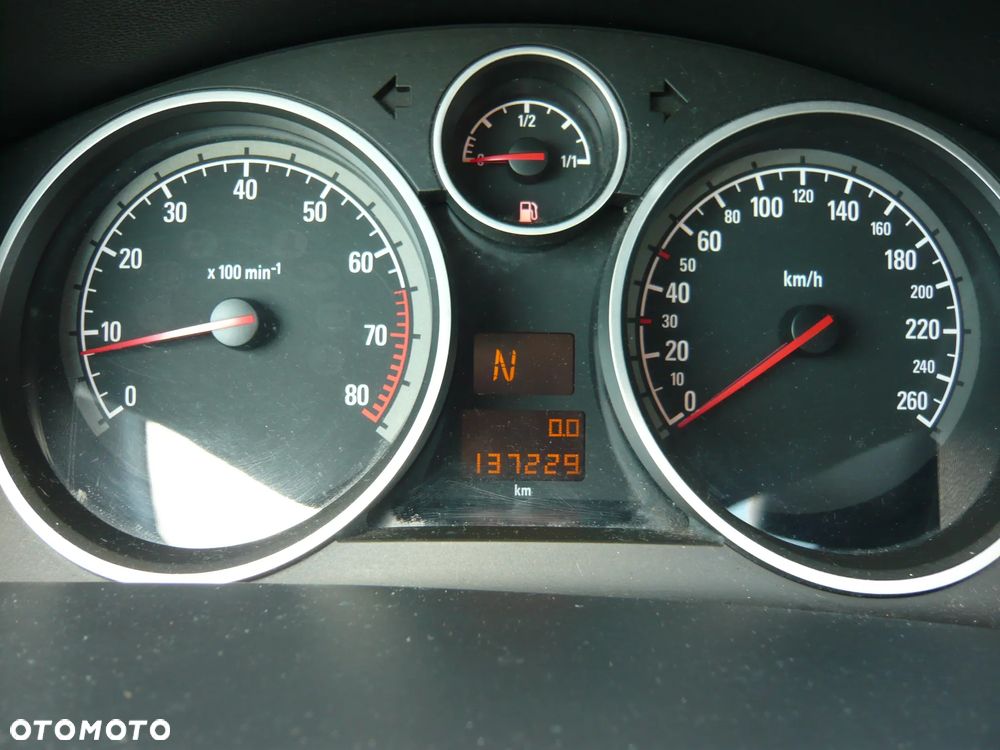 Opel Astra 1.6 Sport Easytronic - 14