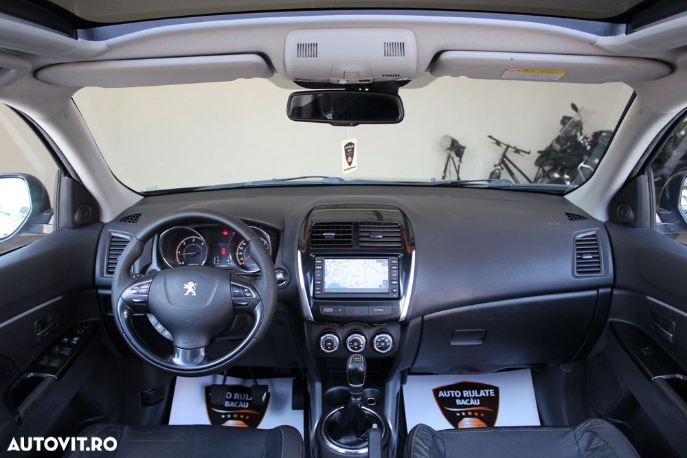 Peugeot 4008 - 8