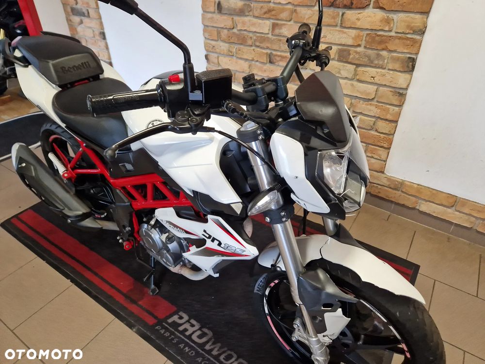 Benelli BN 125 - 22