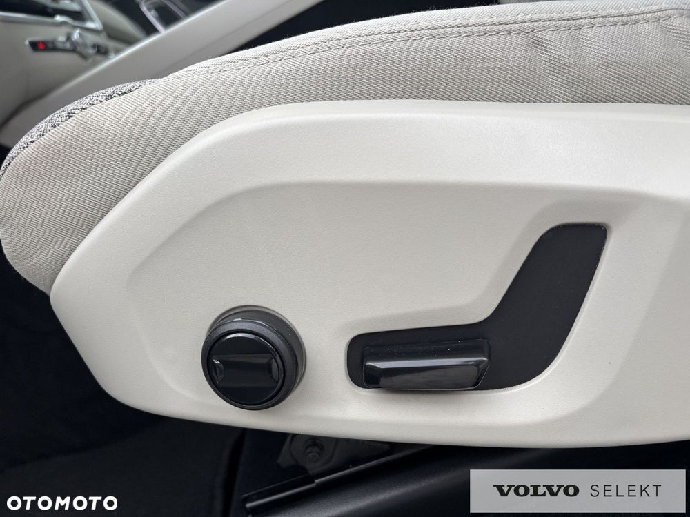 Volvo XC 60 - 13