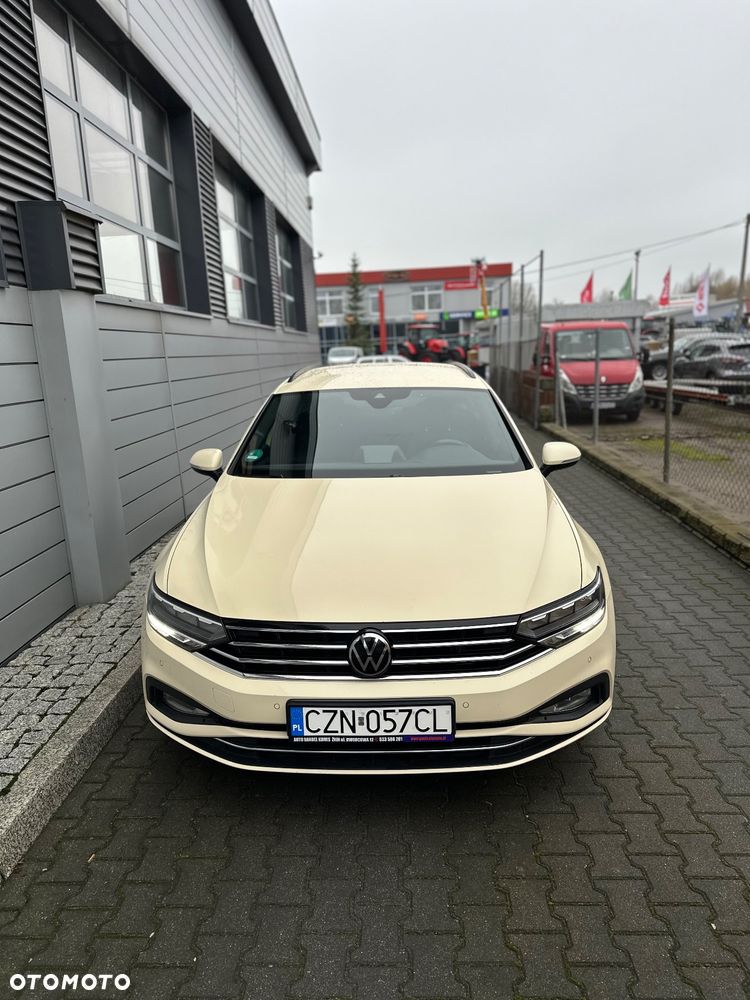 Volkswagen Passat 2.0 TDI SCR - 2