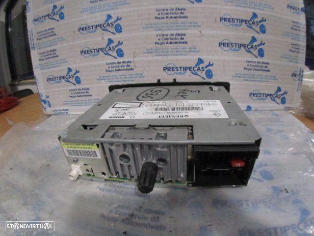 Radios 281155040R 7649167391 RENAULT MEGANE 3 2014 1.5DCI 105CV 5P CINZA ORIGINAL FUSE 10A Danificado - 3