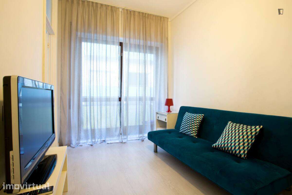 Apartamento com 1 quartos - localizado em Cedofeita Porto - Grande imagem: 4/13