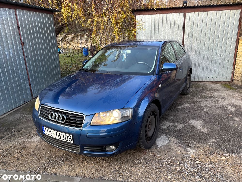 Audi A3 3-drzwiowe 1.6 Ambiente - 1