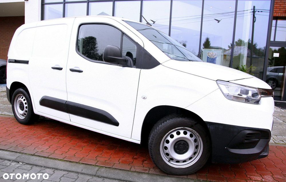 Toyota Proace City - 23