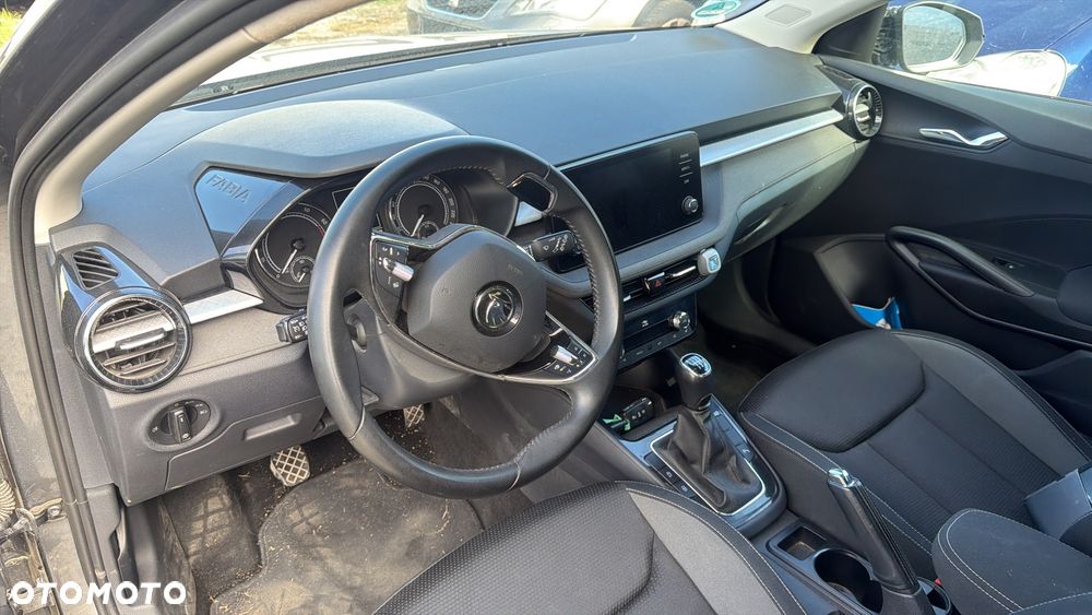 Skoda Fabia 1.0 TSI Tour - 20