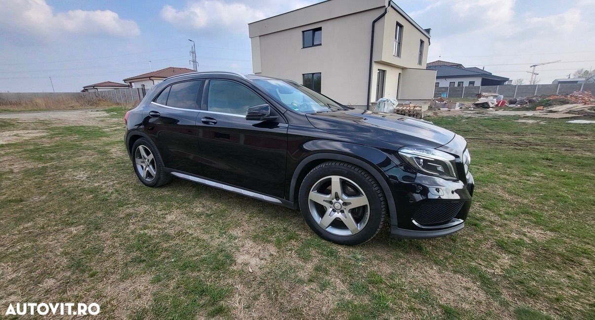 Mercedes-Benz GLA 220 CDI 4Matic 7G-DCT AMG Line - 1