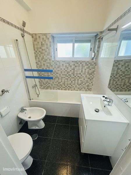 ARRENDA-SE Apartameno T3 Carnaxide - Grande imagem: 4/10