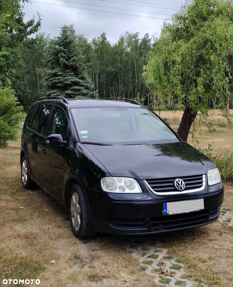 Volkswagen Touran - 1