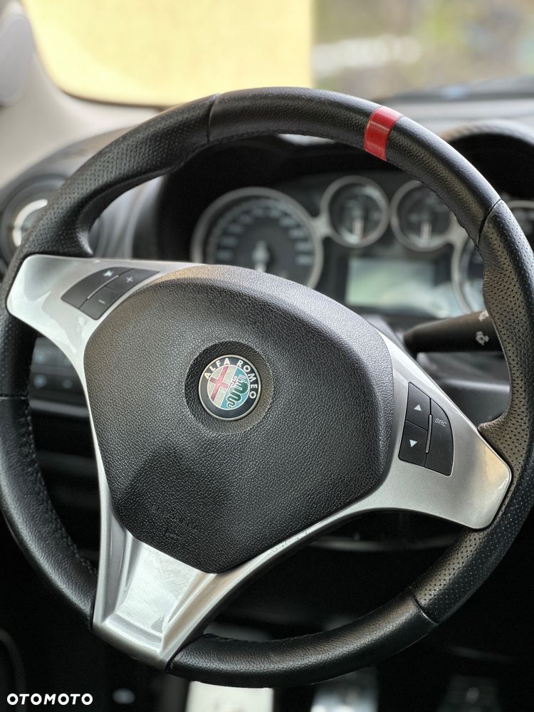 Alfa Romeo Mito 1.4 TB Distinctive - 11