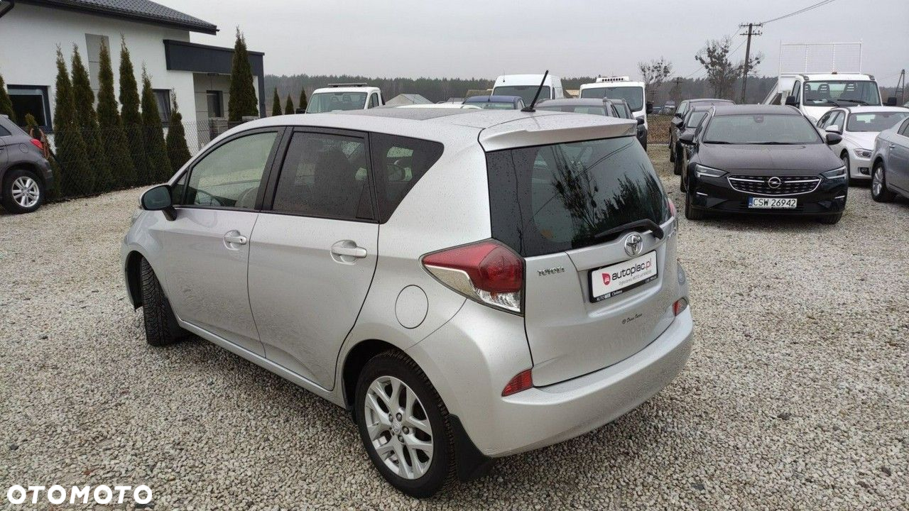 Toyota Verso S - 3