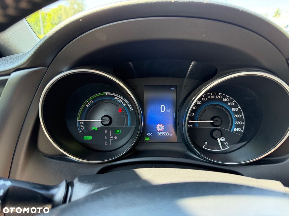 Toyota Auris - 2