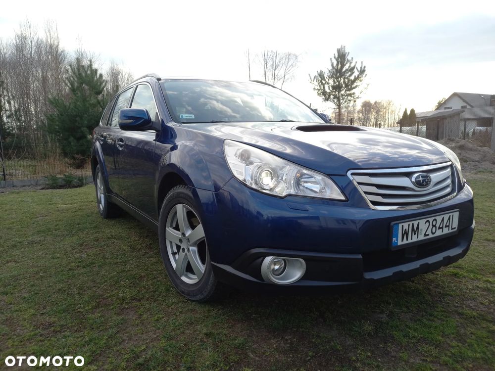 Subaru Outback - 1