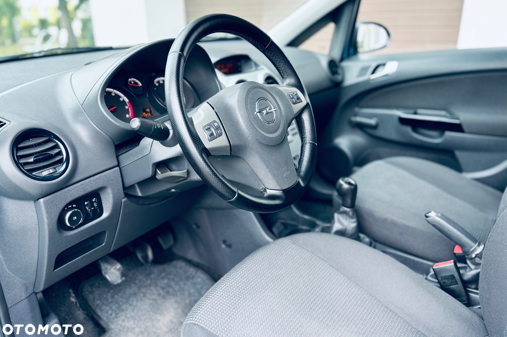 Opel Corsa - 11