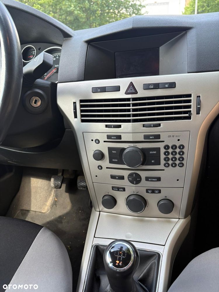 Opel Astra 1.6 Enjoy - 8