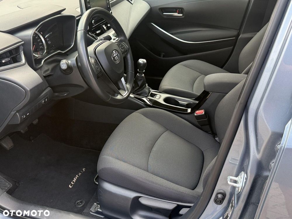 Toyota Corolla 1.5 Comfort - 13