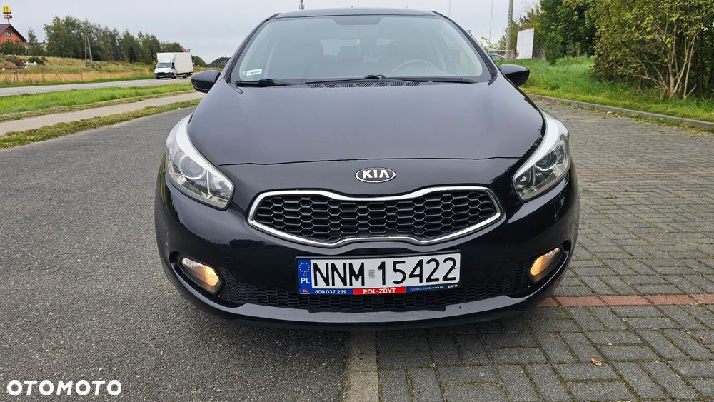 Kia Ceed - 15