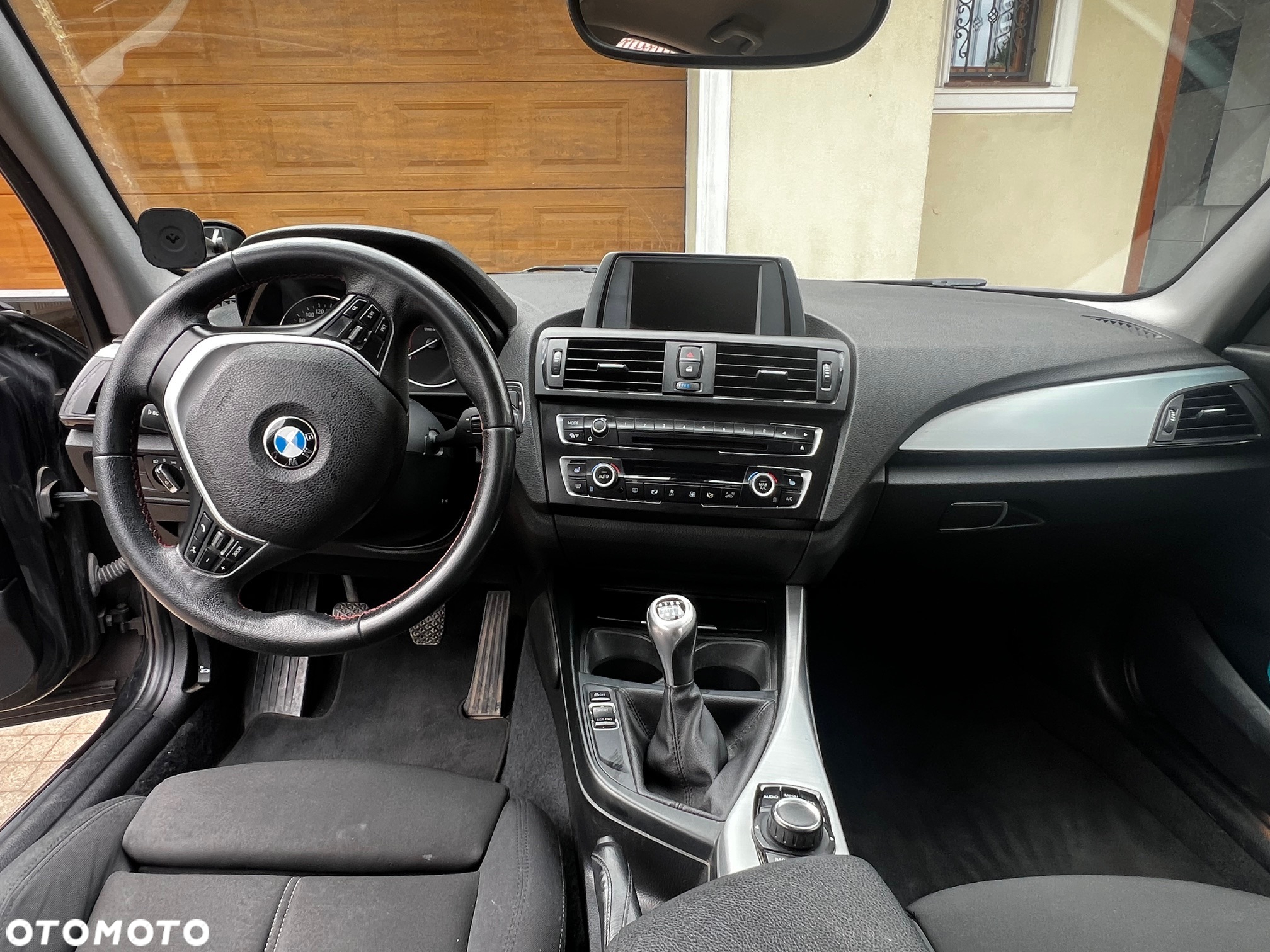 BMW Seria 1 114d Sport Line - 4