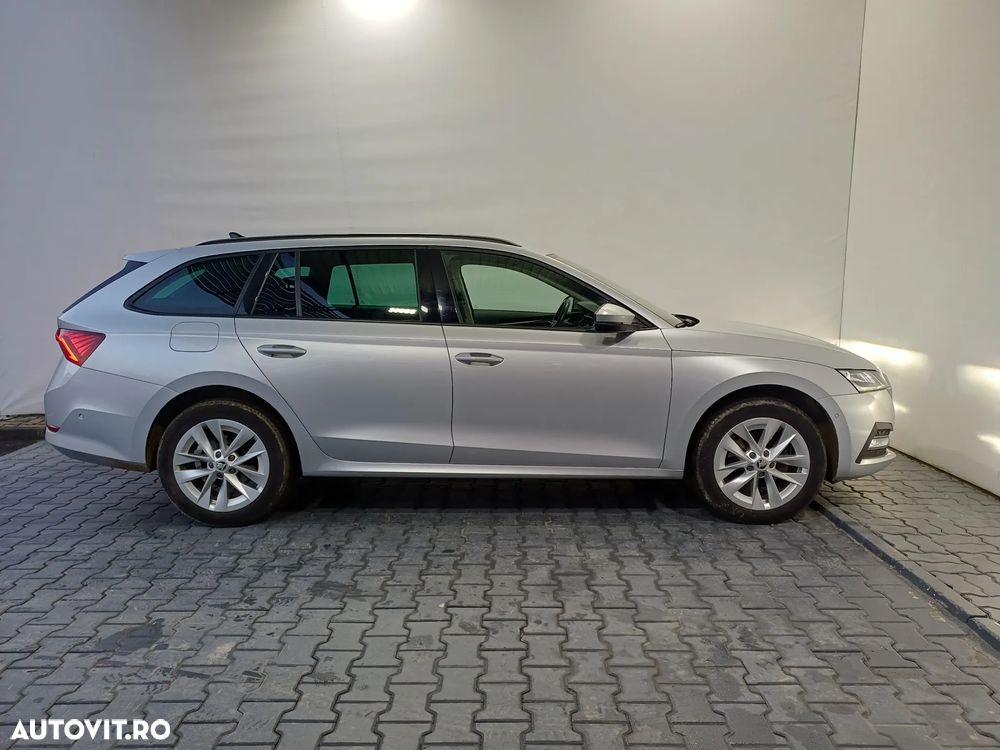 Skoda Octavia 2.0 TDI DSG Style - 40