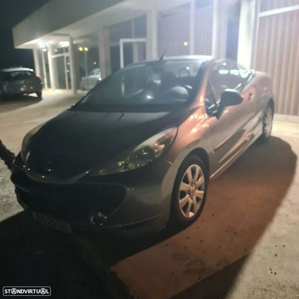 Peugeot 207 CC 1.6 HDi Active - 1