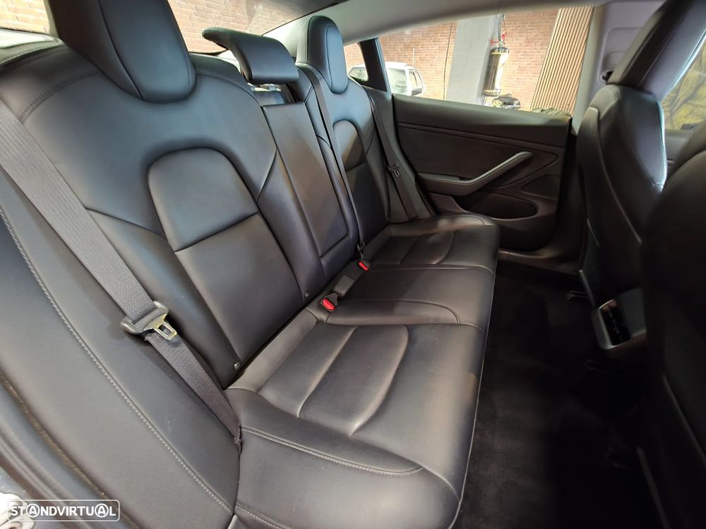 Tesla Model 3 Standard Range Plus RWD - 6