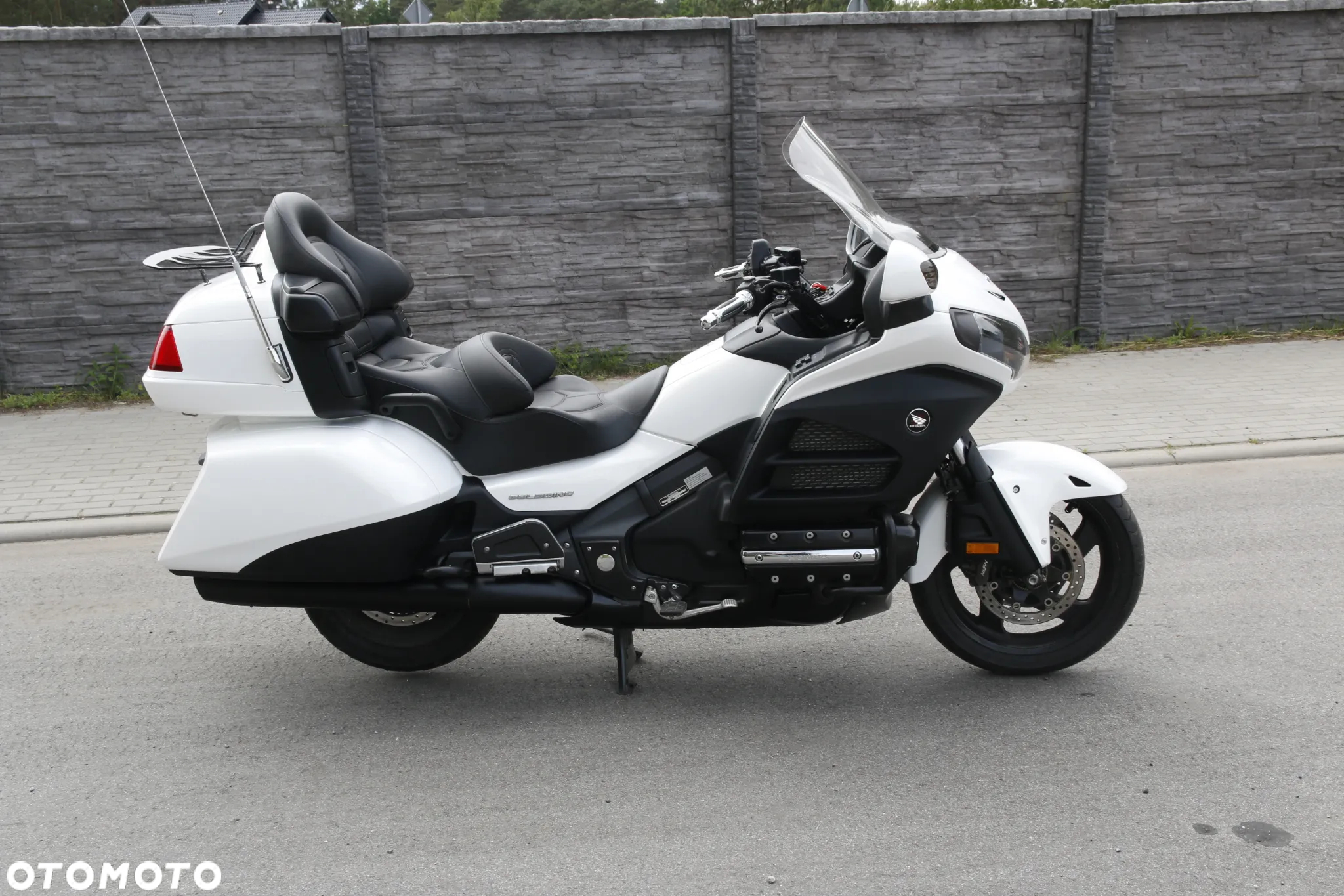 Honda GL - 14