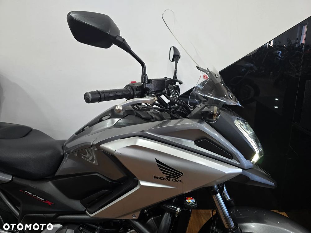 Honda NC - 35
