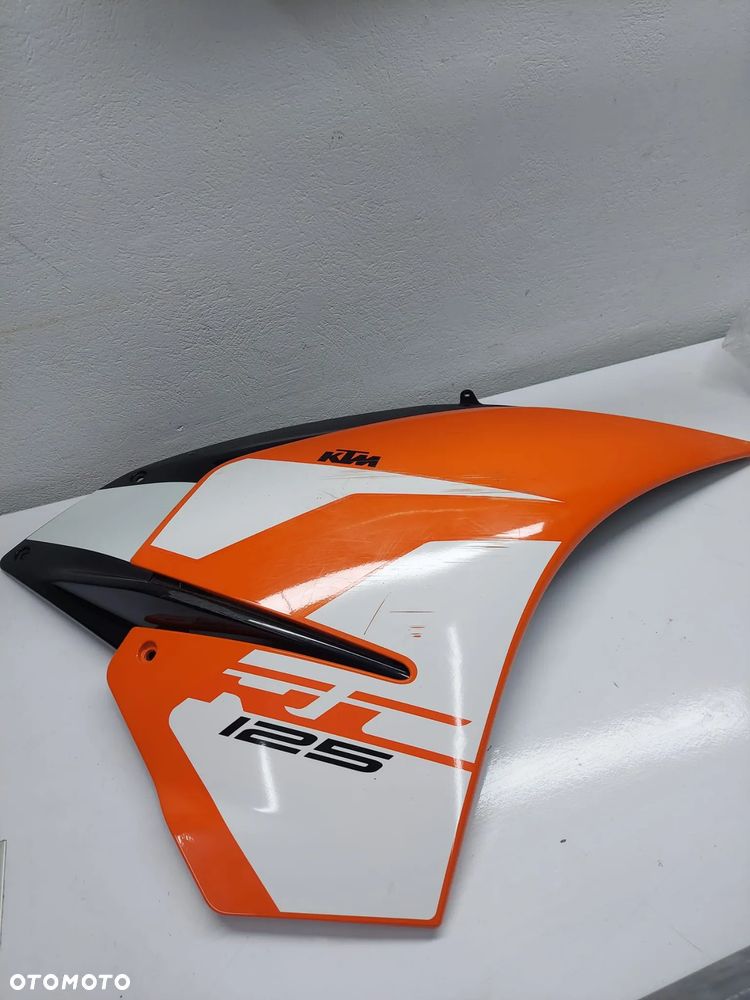 Owiewka prawa KTM RC 125 2019 - 1