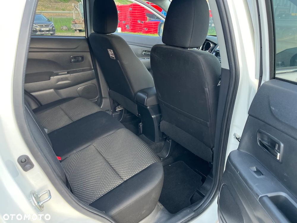 Mitsubishi ASX 1.8 DID Invite 4WD AS&G - 15